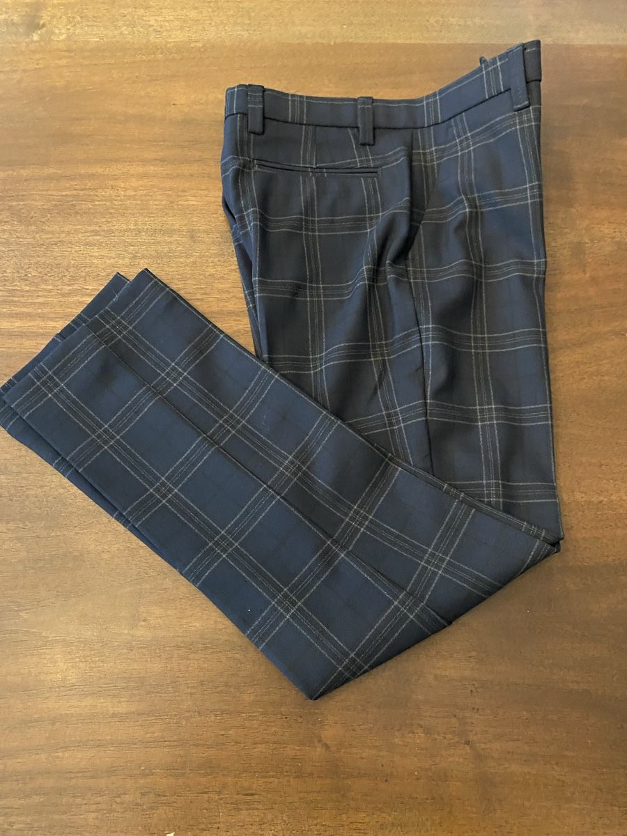 Next Hosen: Next Hose Grösse 146, Karomuster Top Zustand – Neu (gemäss Beschreibung) aus Rüti ZH von zoli01