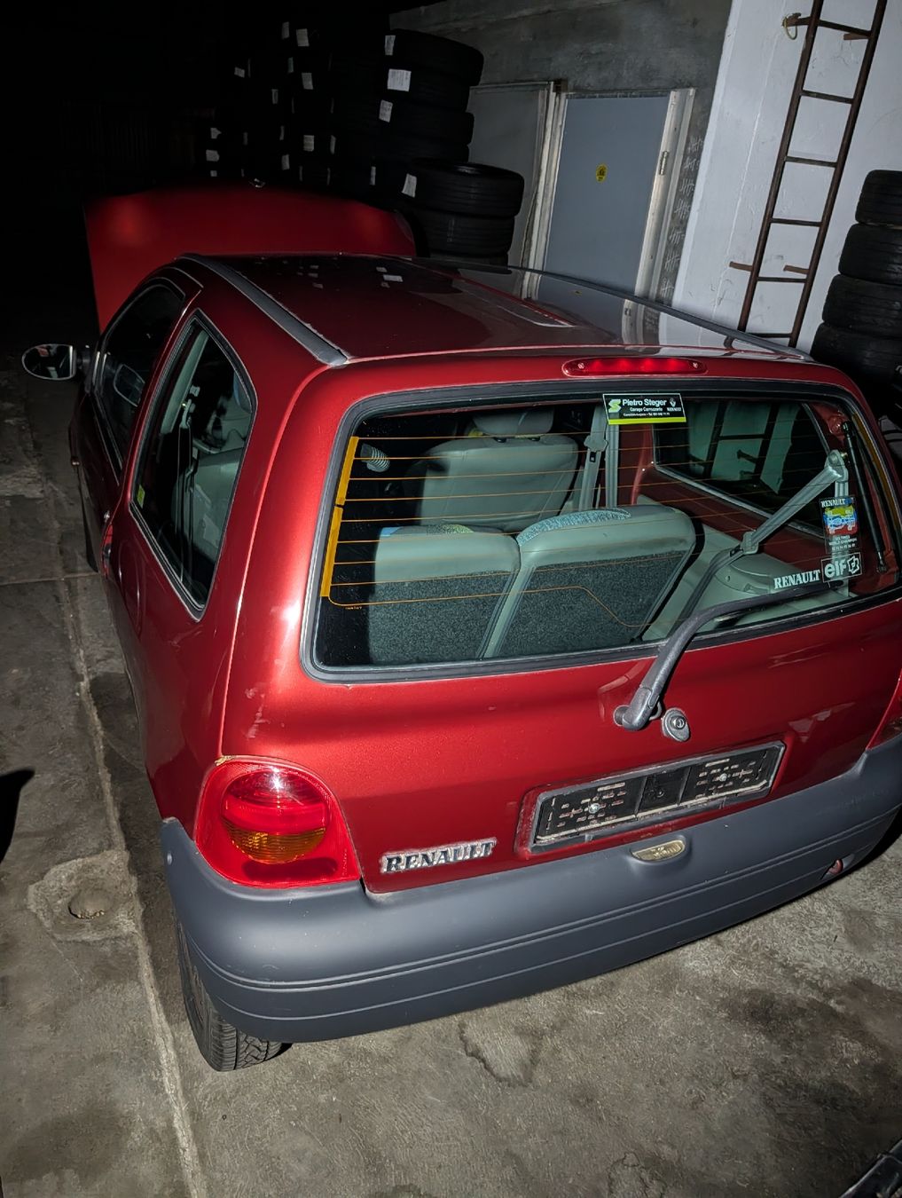 Renault Autos: Twingo 1998 – D'occasion à Mezzovico par spa_6969 6