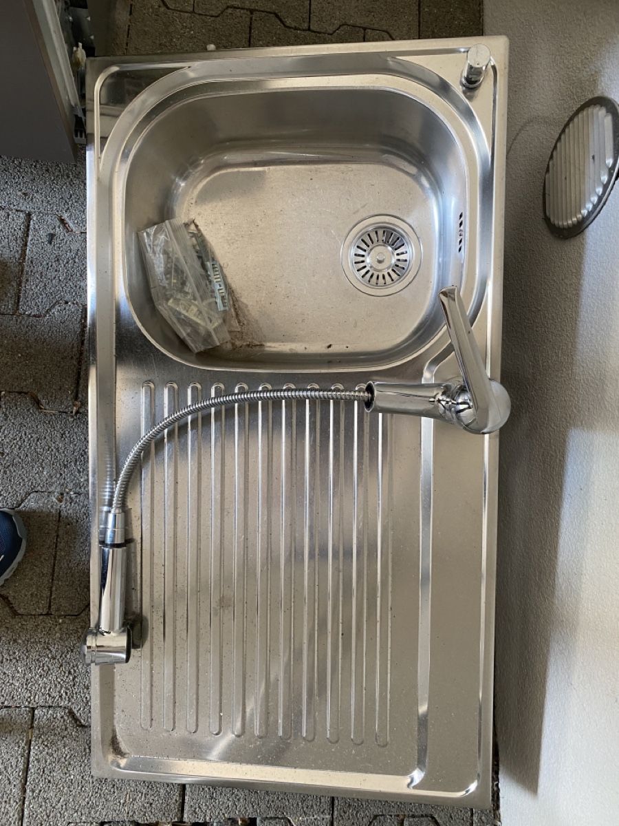Cucine complete: Edelstahlspüle – Usato da Kirchleerau venduto da Fisch2469 2