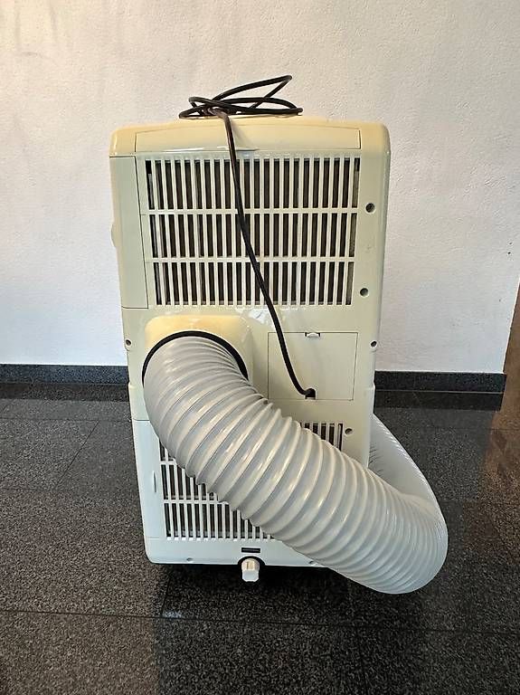 Klimageräte: Einhell MKA 3000 E Mobile Klimaanlage - sofort einsatzbereit – Gebraucht aus Schänis von  3