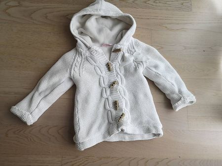 Süsse Strickjacke, Winter, Gr. 86, beige