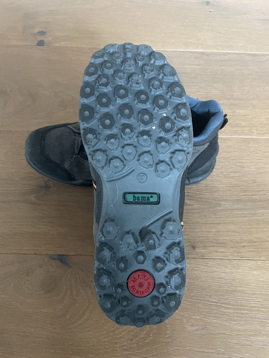 Schuhe für Jungen: Trekkingschuhe / Übergangsschuhe / Winterschuhe – Gebraucht aus Aarwangen von erd_ngx8 2