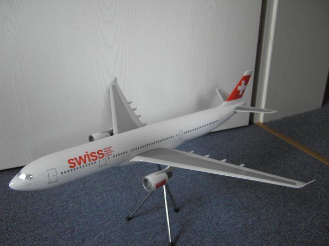 Swiss Modellbausätze & Standmodelle: Airbus Swiss A330-200  1:120 – Neu und originalverpackt aus Neuhausen a/Rhf von phantong 1