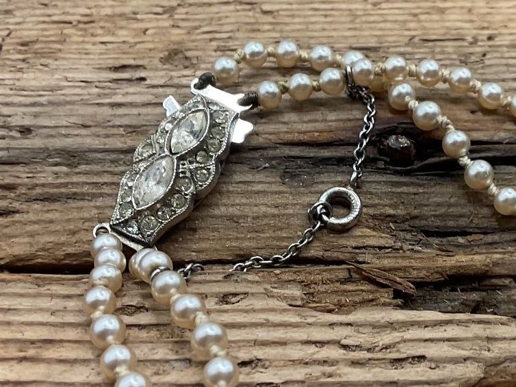 Ketten: Antikes Collier mit künstlichen Perlen SS. Verschluss – Gebraucht aus luzern von Alpendorf1