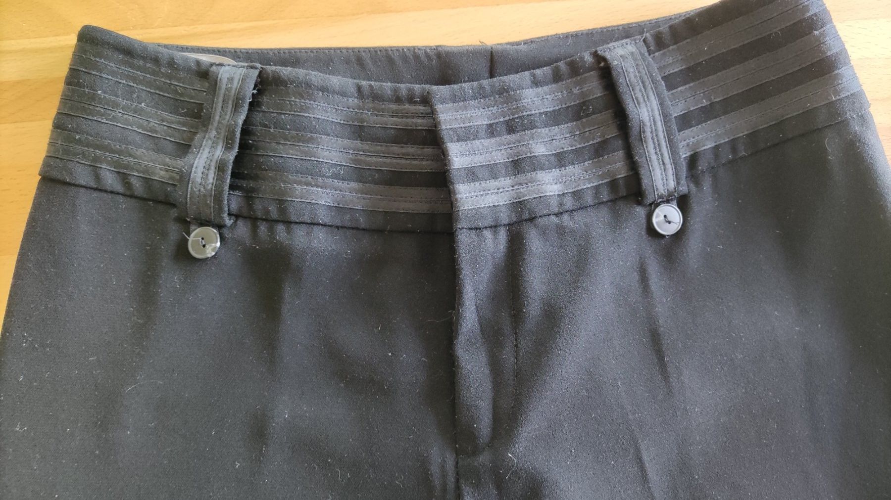 Mexx Pantalons: Pantalon noir Mexx – D'occasion à Orbe par ecilea 2