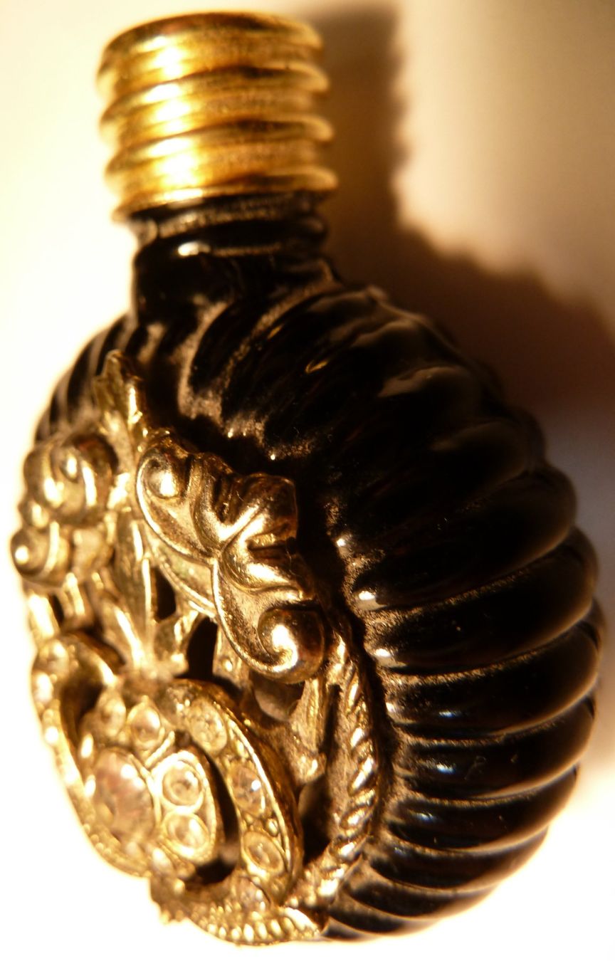 Flaconi: SCHÖNER KRISTALL -PERFUME-FLACON-MIT ZERSTÄUBER,--ROBUST – Usato da Zürich venduto da tritonis 4