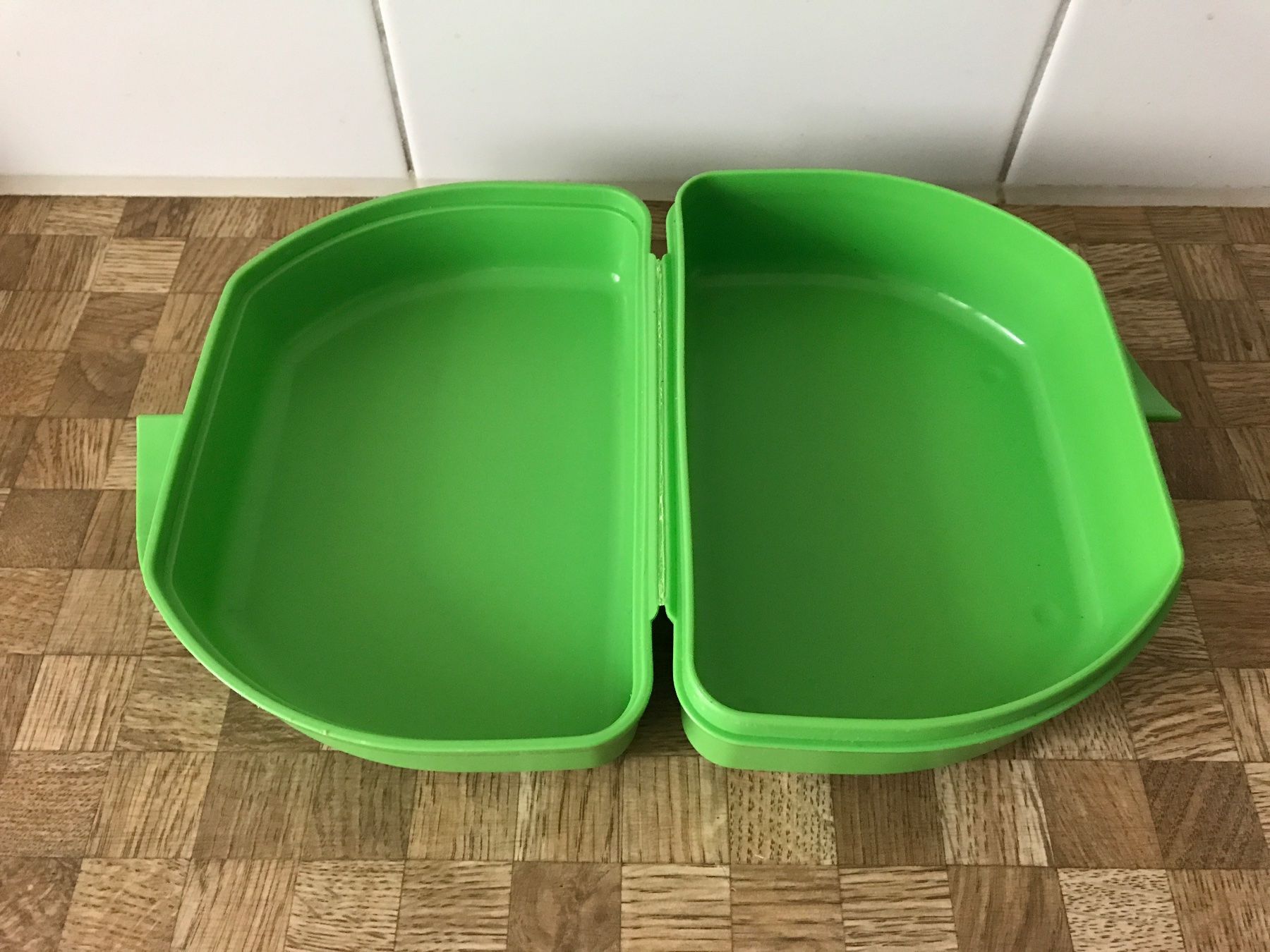 Tupperware Contenitori & Simili: Tupperware  praktische Lunchbox – Usato da Birmensdorf ZH venduto da Hilhan 1
