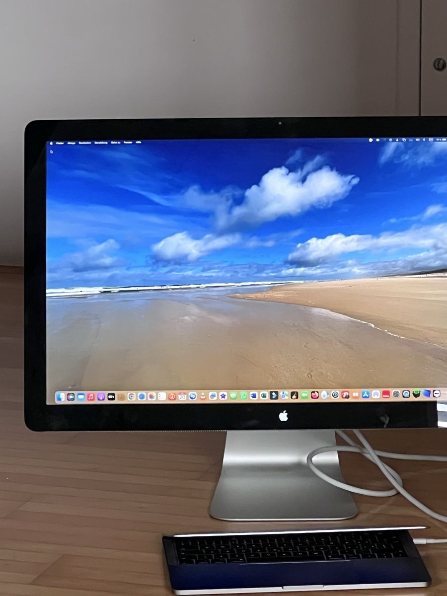 Apple Monitor: Display Apple Thunderbolt – Usato da Uerikon venduto da Rot