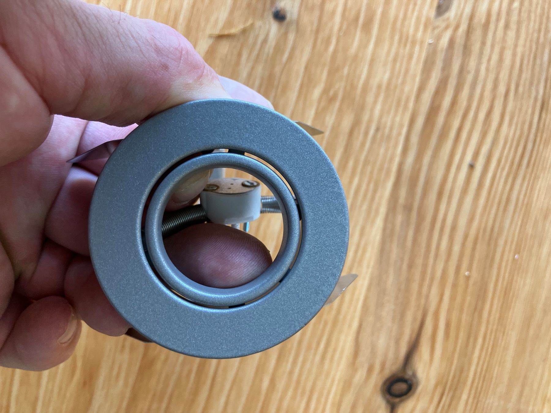 Lampade: 12x Eibauleuchtenfassungen d= 58mm – Nuovo (secondo la descrizione) da Kriens venduto da rabe010 1