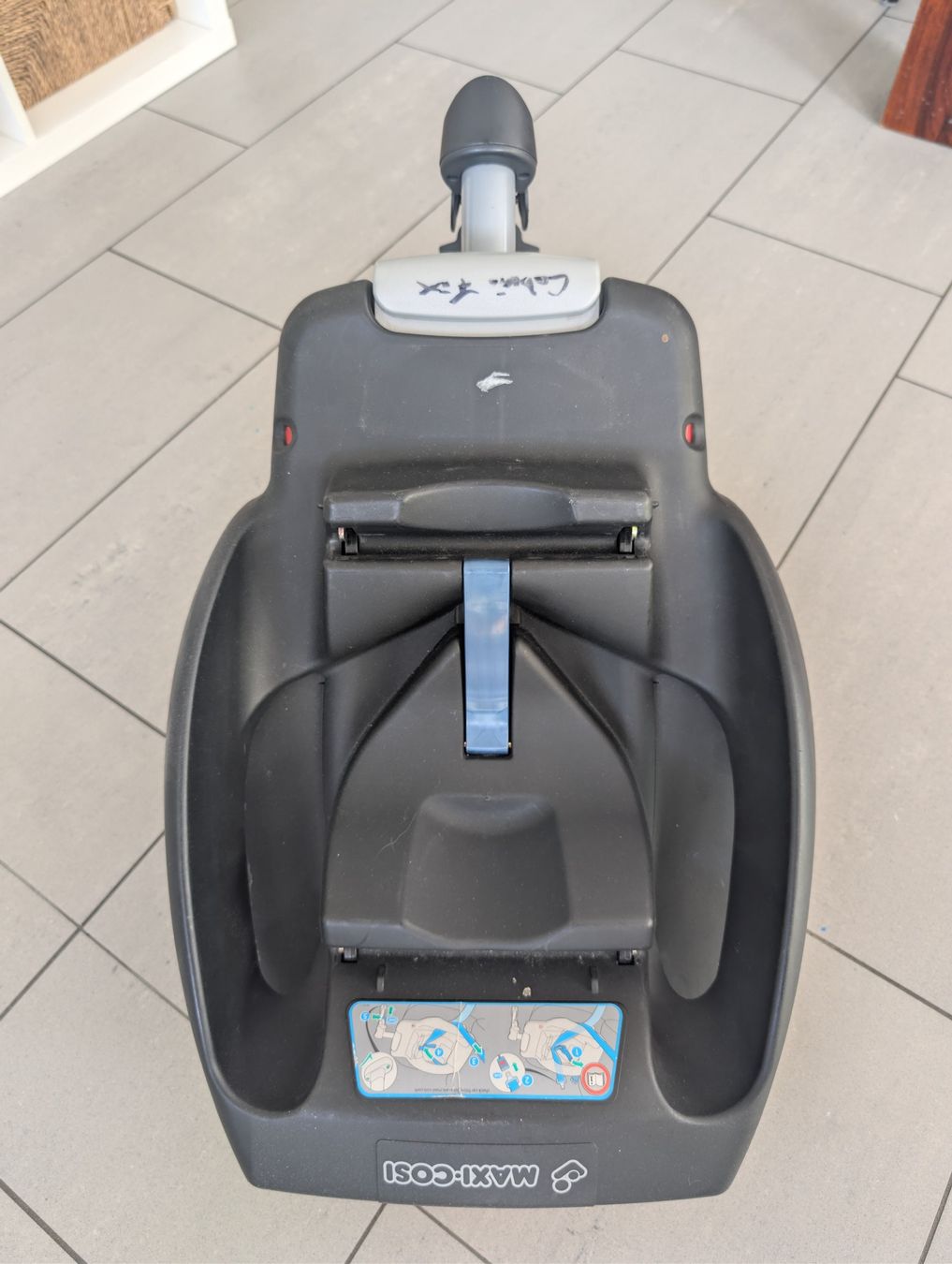 Maxi-Cosi Sièges auto: Maxi-Cosi Cabriofix EasyFix Auto Sitz mit Ständer – D'occasion à Thal par JeanniesEasy 7