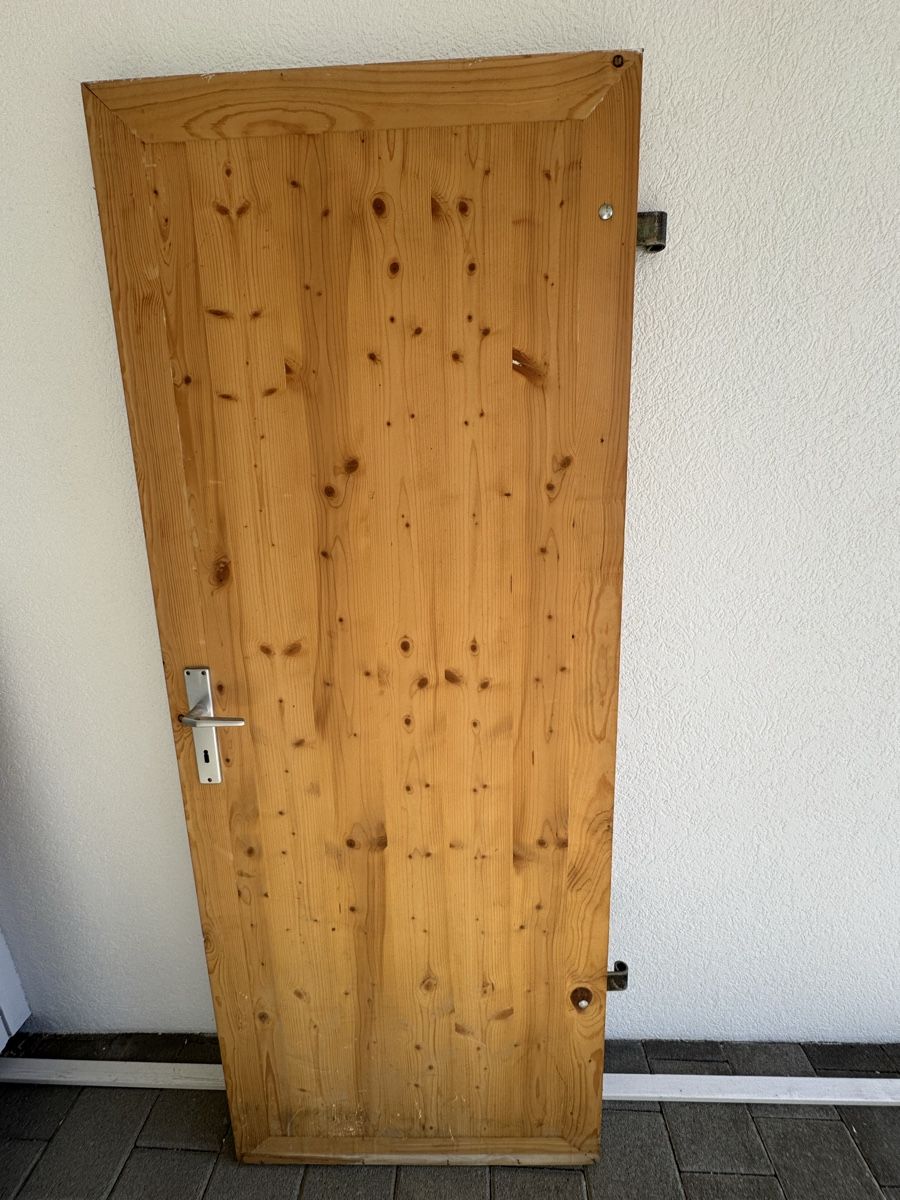 Porte: Holztüre – Usato da Trimbach venduto da Wilracer 1
