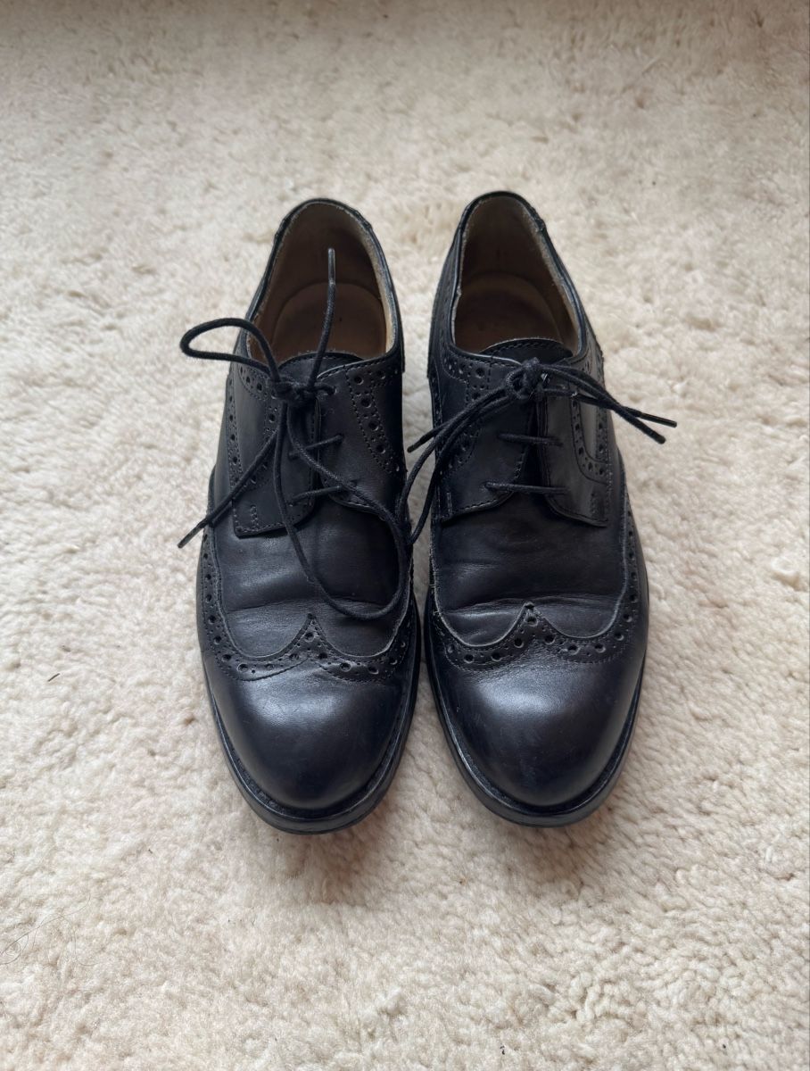Scarpe da donna: Brogues aus echtem Leder (Gr. 37) – Usato da Zürich venduto da sophievw