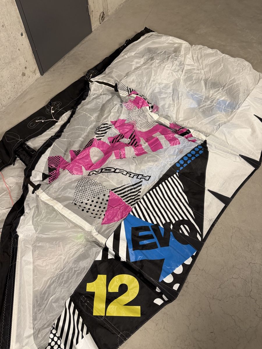 North Kite: North Evo 12qm nur 2xgeflogen 2010 – Gebraucht aus Zürich von Frodokauft