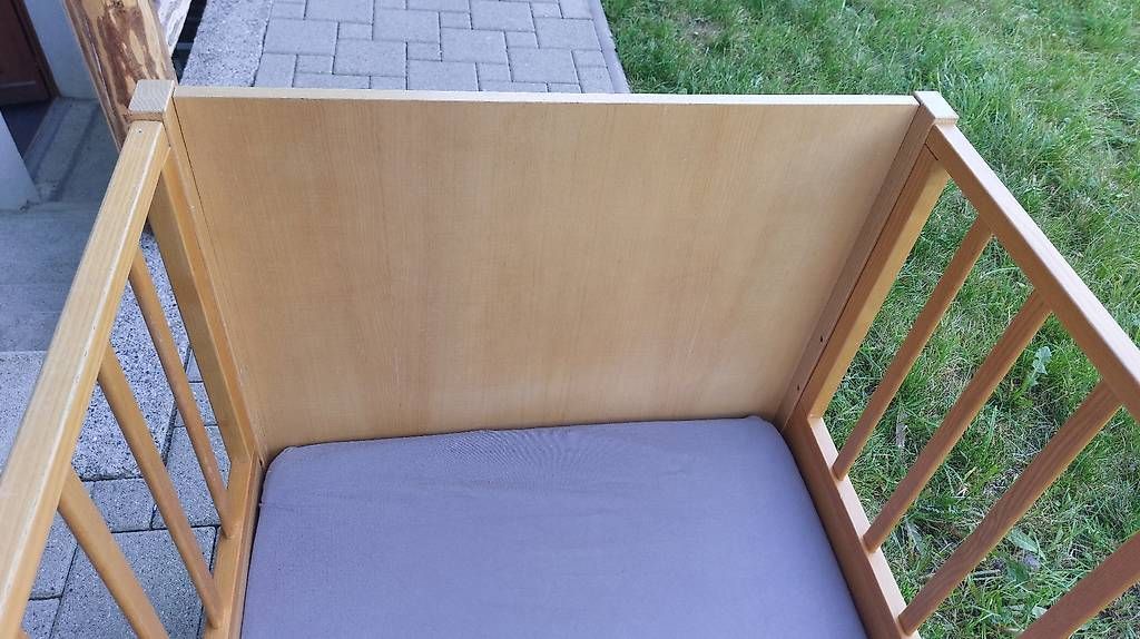 Letti: Baby- Kinderbett 70x140 – Usato da Adelboden venduto da pile 2