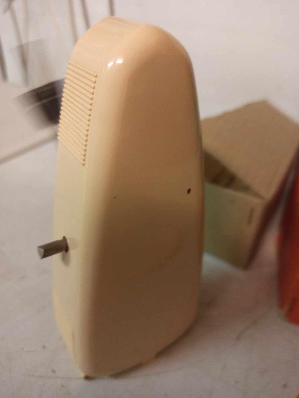 Misurare: Métronome (nr 2) – Usato da La Chaux-de-Fonds venduto da Emmaus2300CDF 2