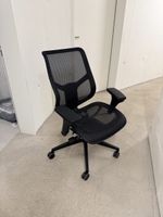 Bürostuhl ergonomisch schwarz Netzgewebe guter Zustand