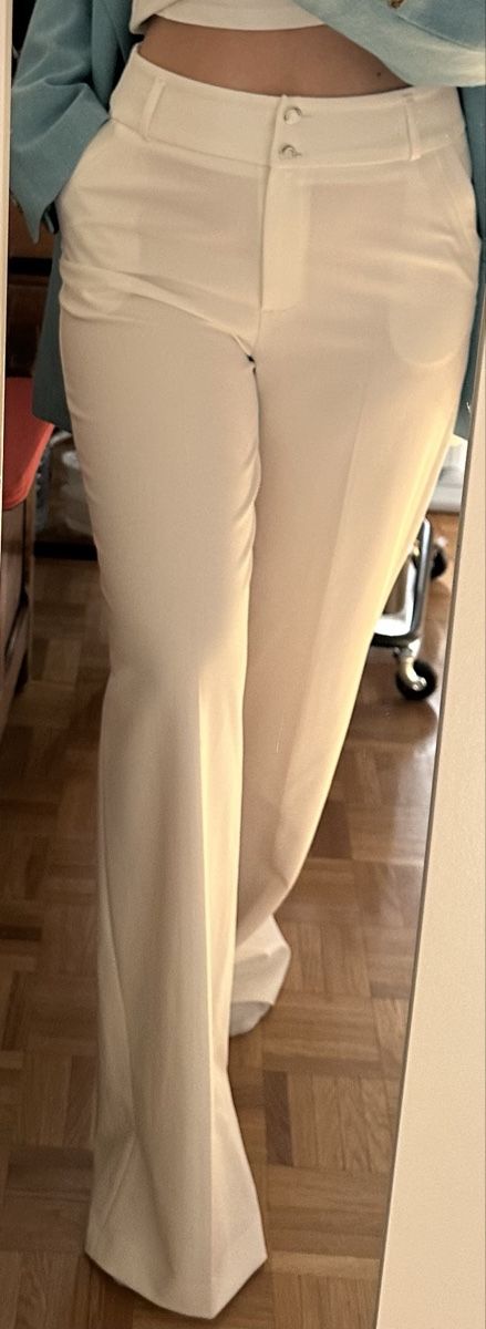 Pantaloni: Pantalon blanc élégant coupe évasée  – Usato da Les Avanchets venduto da liu_9h9t