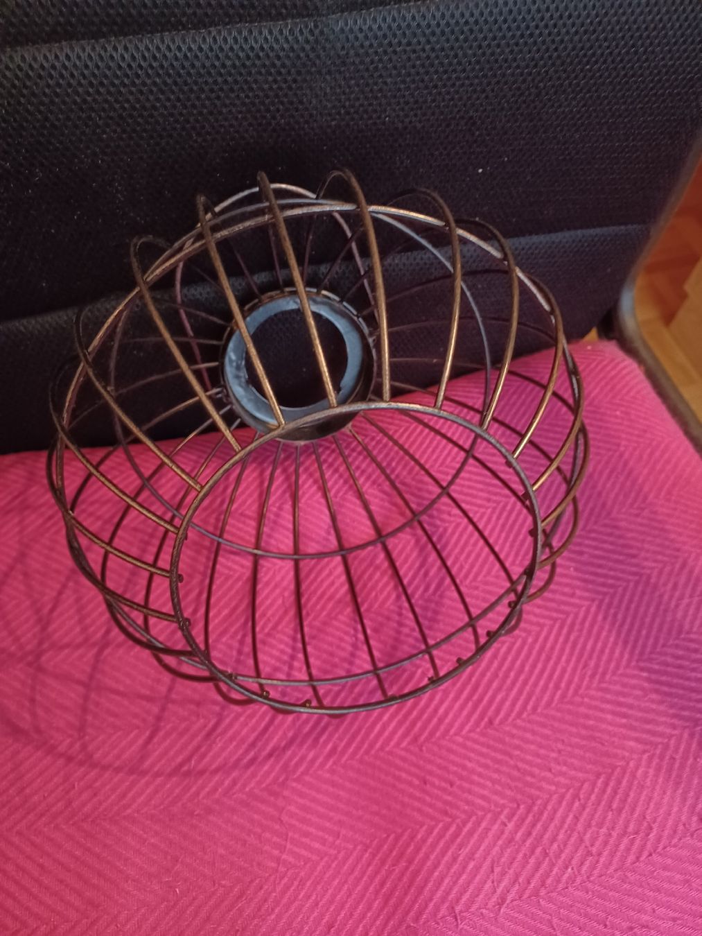 Tutte le decorazioni: boule en métal – Usato da Soyhières venduto da 5jm_5czl