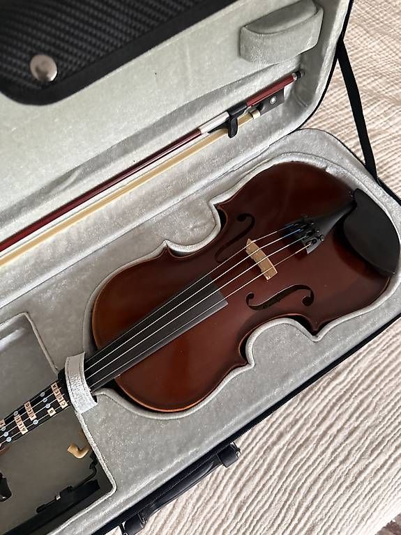 Musikinstrumente: 1/4 Geige "New York" – Gebraucht aus Basel von Mawski