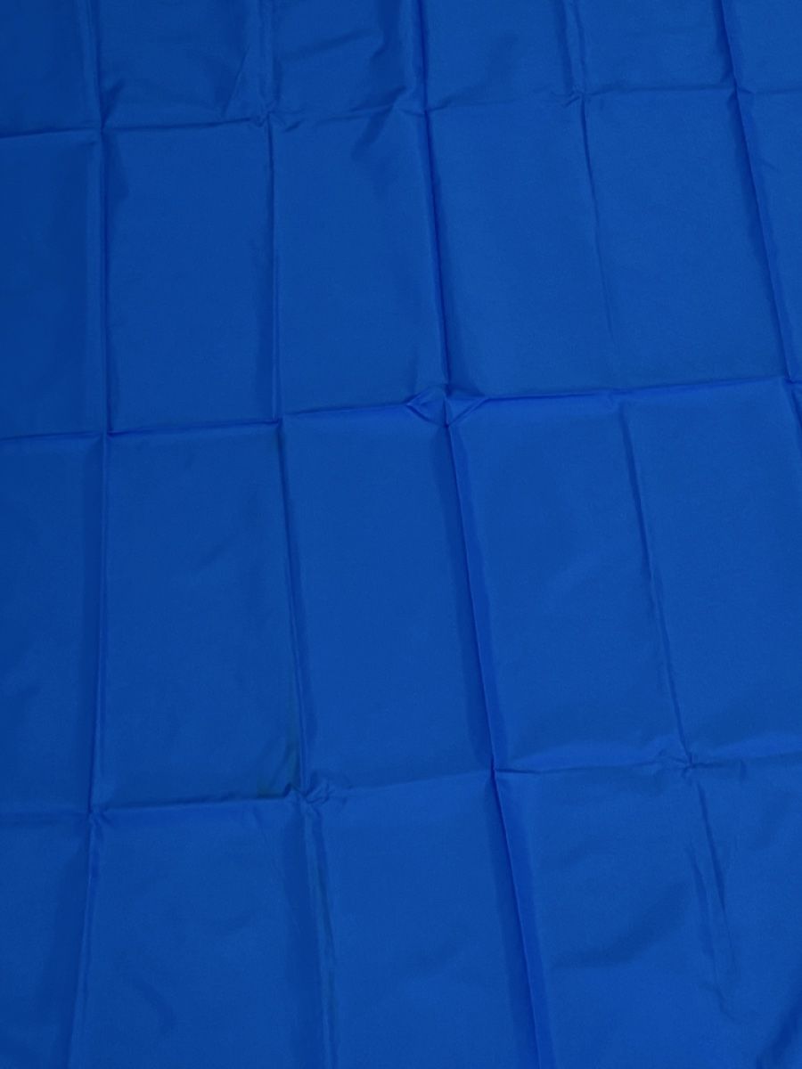 Tissus: Jetzt noch !!! Stoff royalblau ca. 140x112 cm – Neuf (Voir description) à Flawil par sonnengeist 4