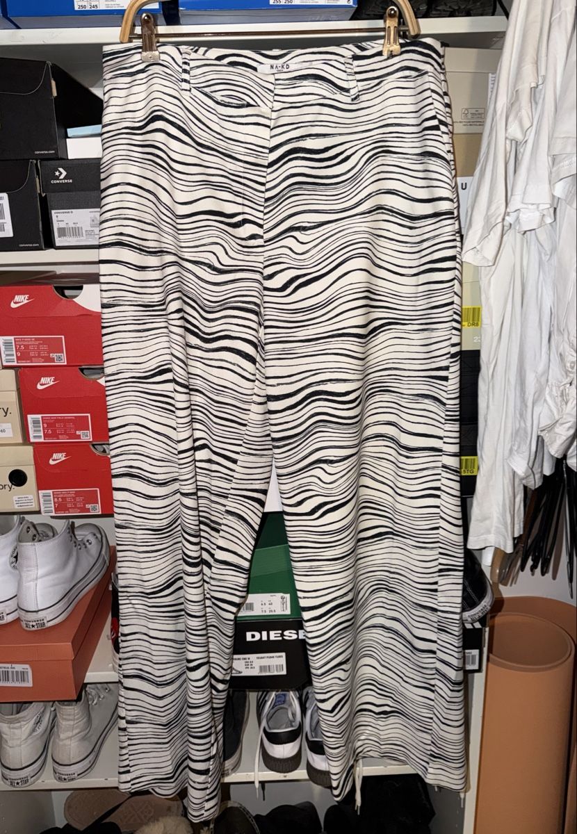 Pantaloni: Stoffhose, EU44 – Usato da Gutenswil venduto da jus_nr7h 1