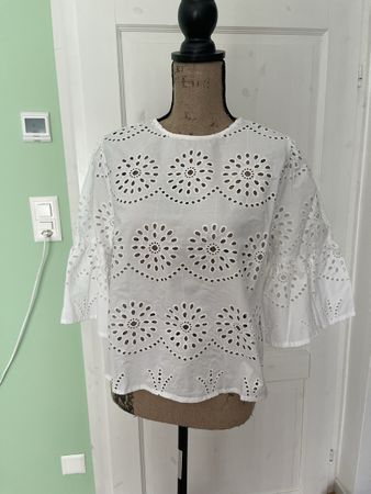 Globus Bluse weiss Stickerei Grösse 42 guter Zustand