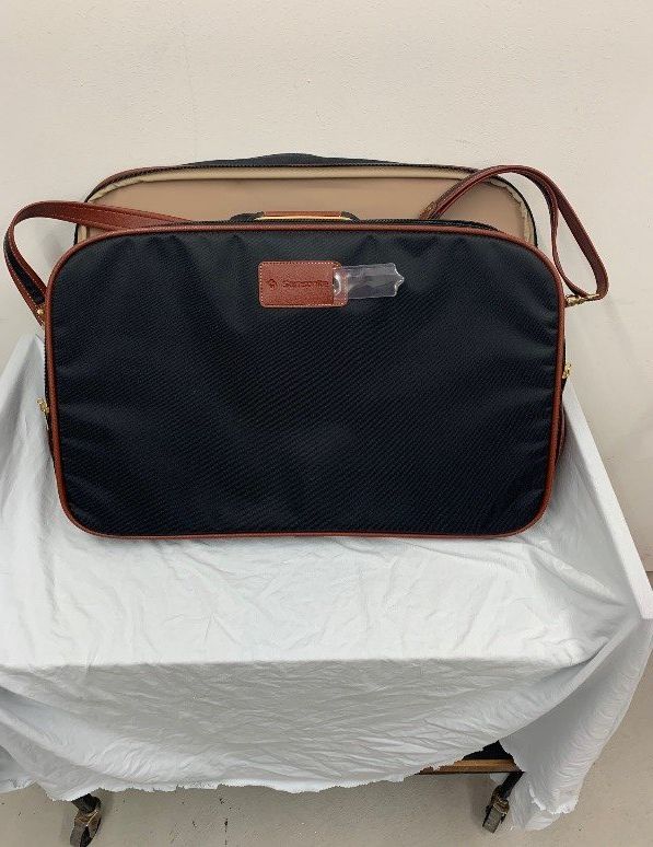 Samsonite Valigie: Samsonite Koffer ohne Rollen – Usato da Steffisburg venduto da zwilling50