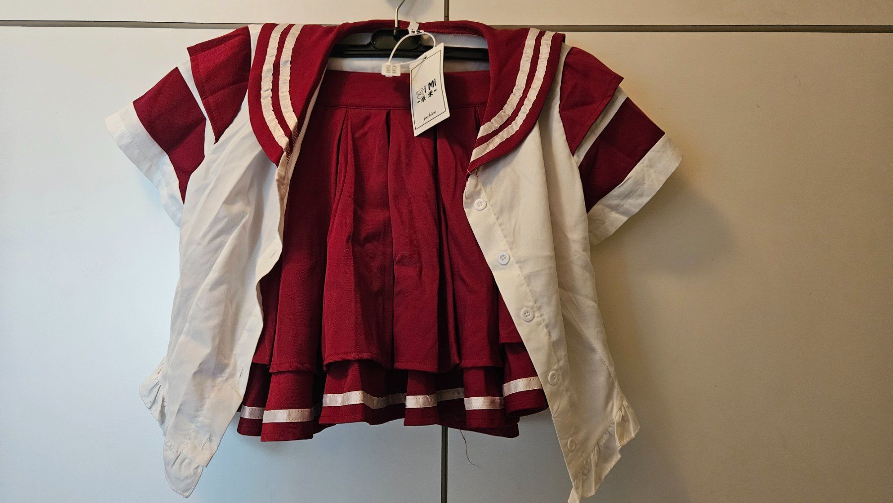 Costumi: Uniforme scolastica asiatica nuova (tg.3) – Nuovo (secondo la descrizione) da Melano venduto da H-Sara