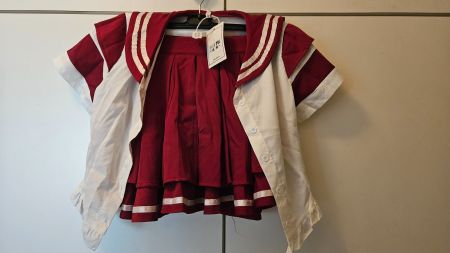 Uniforme scolastica asiatica nuova (tg.3)