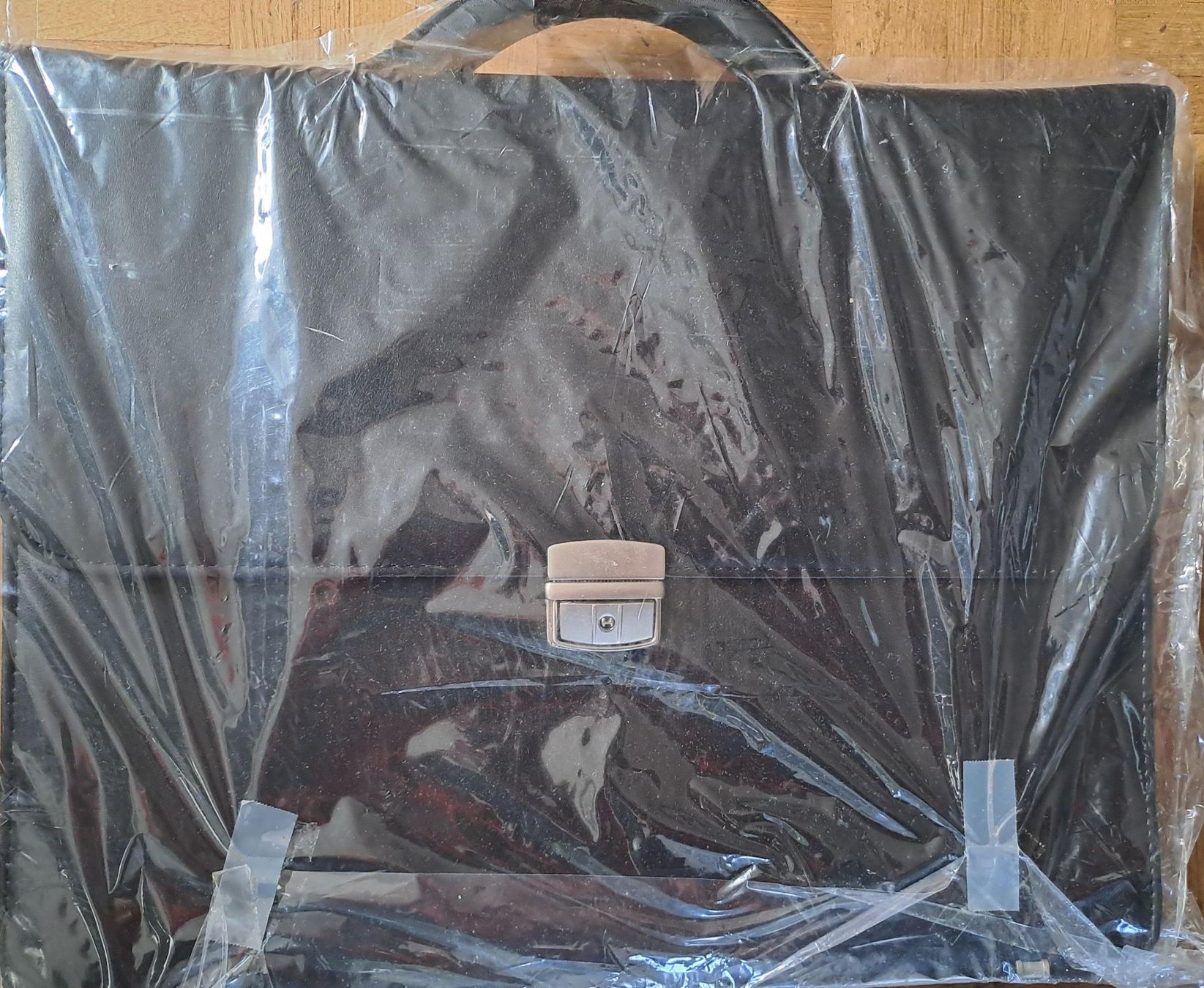 Monolith Koffer & Taschen: Monolith Aktentasche 2334 schwarz – Neu (gemäss Beschreibung) aus Mellingen von Tira86