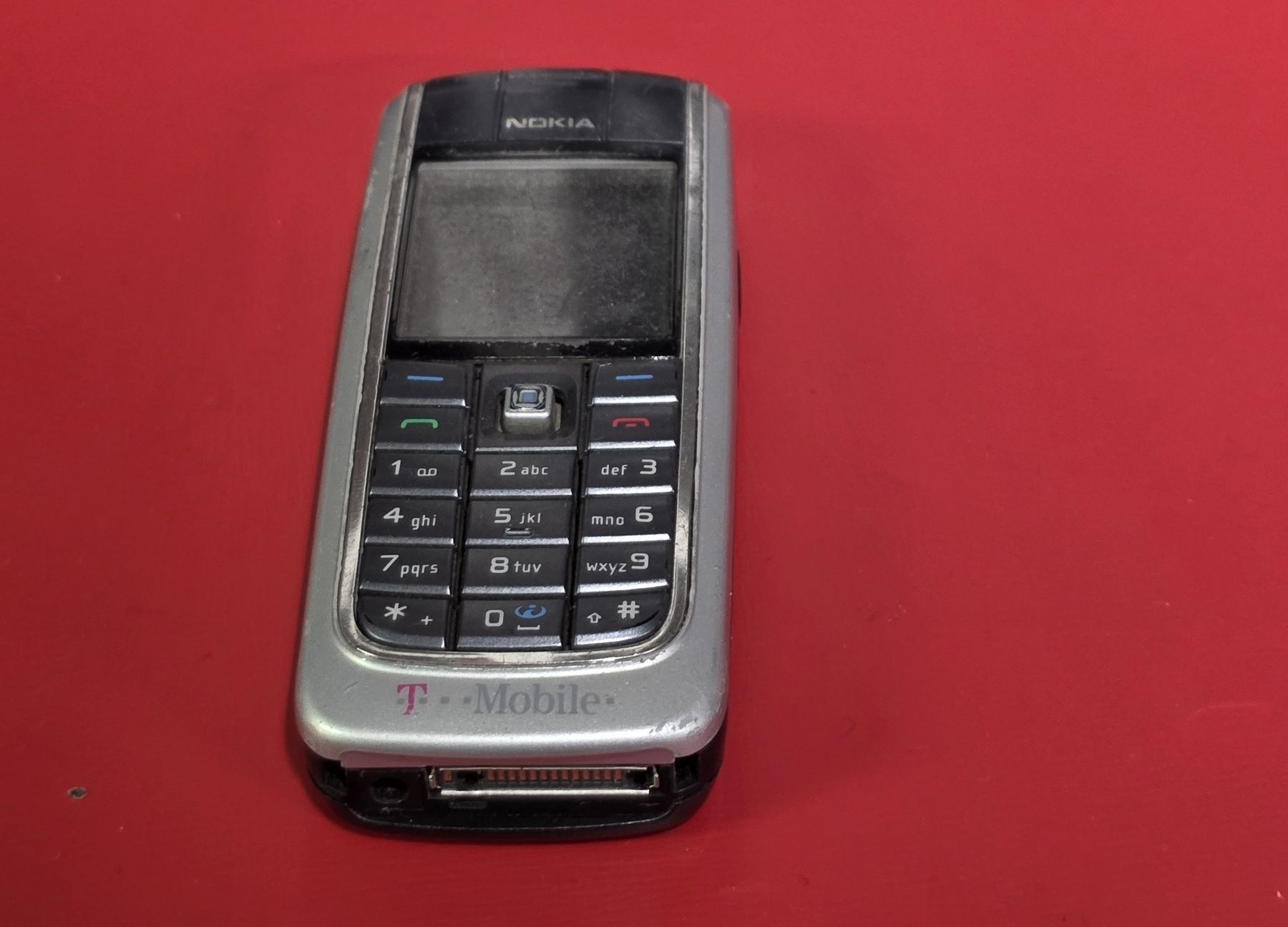 Nokia Portables: altes Nokia 6020 Handy – Défectueux à Reinach BL par _MasterK_ 1