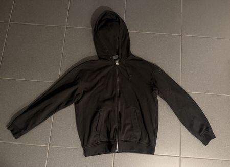 Kapuzenjacke mit Reissverschluss schwarz guter Zustand