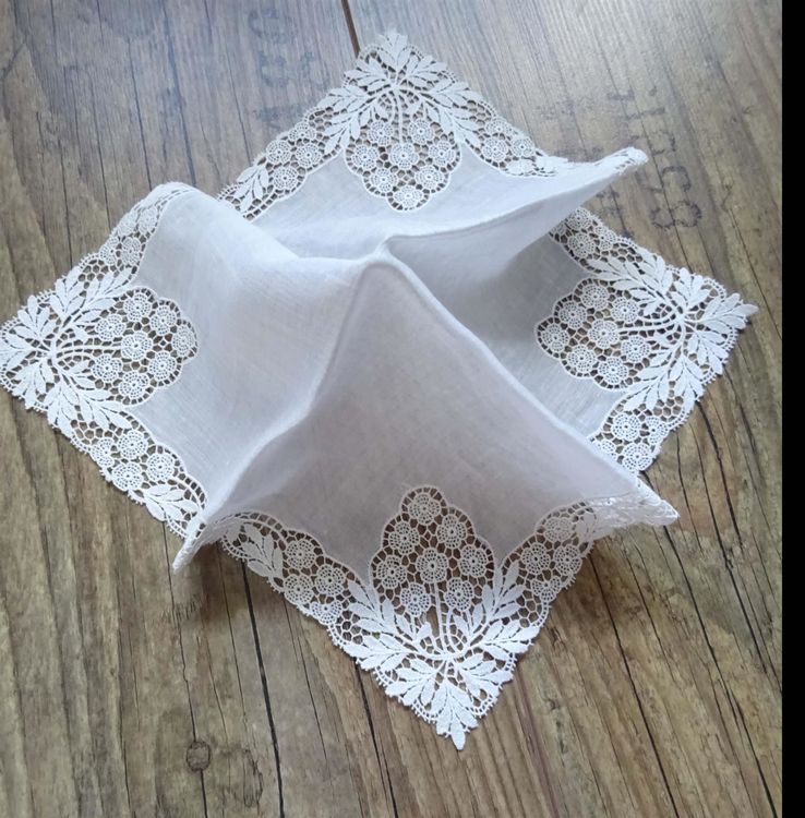 9 Stück Damen Taschentücher Aus Baumwolle - Bestickt Mit Spitze Für Hochzeit & Elegante Anlässe