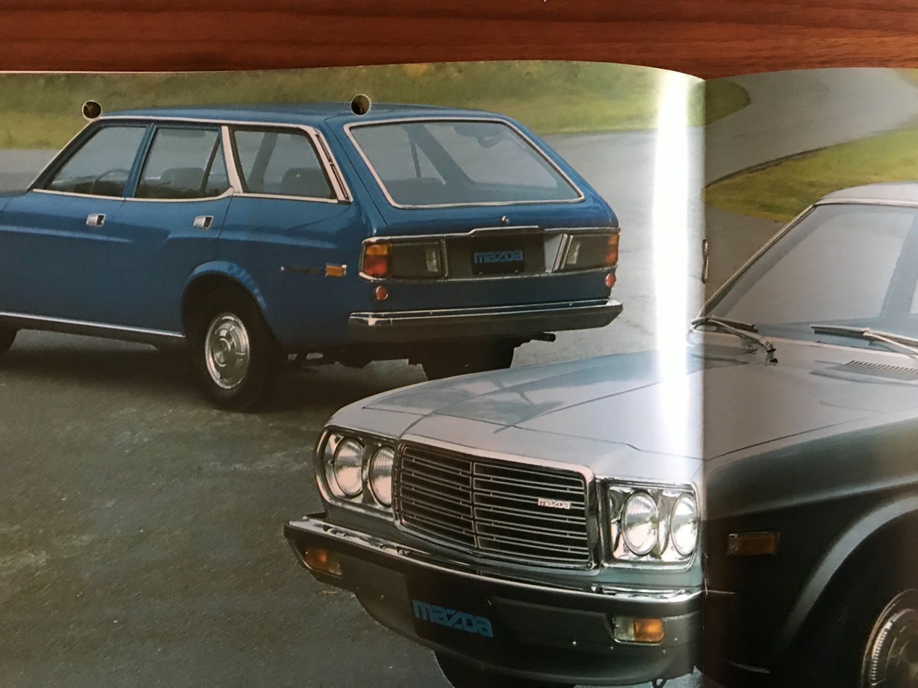 Documents: Mazda 929 Prospekt – D'occasion à Balterswil par Jeko1967 2