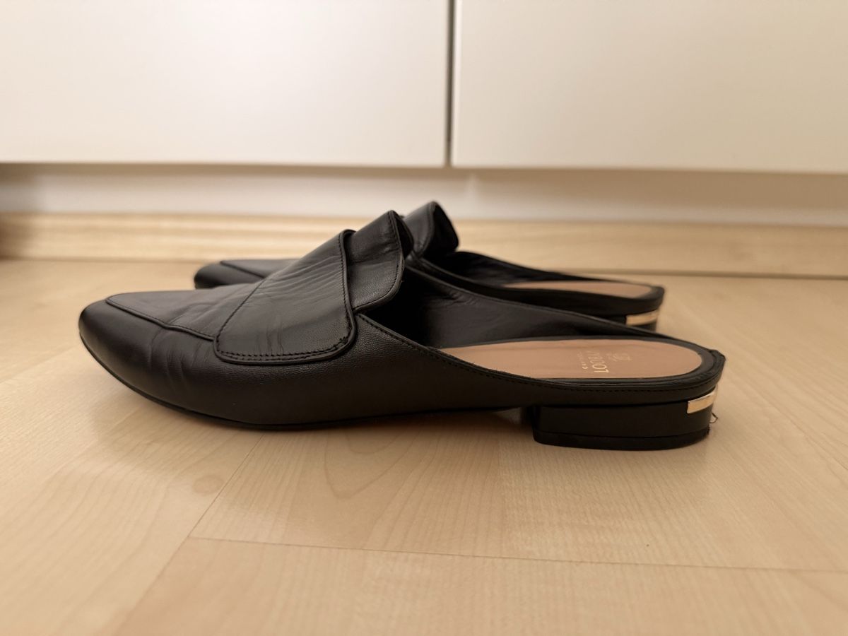 Navyboot Damenschuhe: Navyboot Leder Slipper Gr. 39 – Gebraucht aus Neerach von lar_tkp2