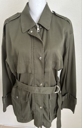 ESPRIT Damenjacke Frühling Olivgrün, Gr. M
