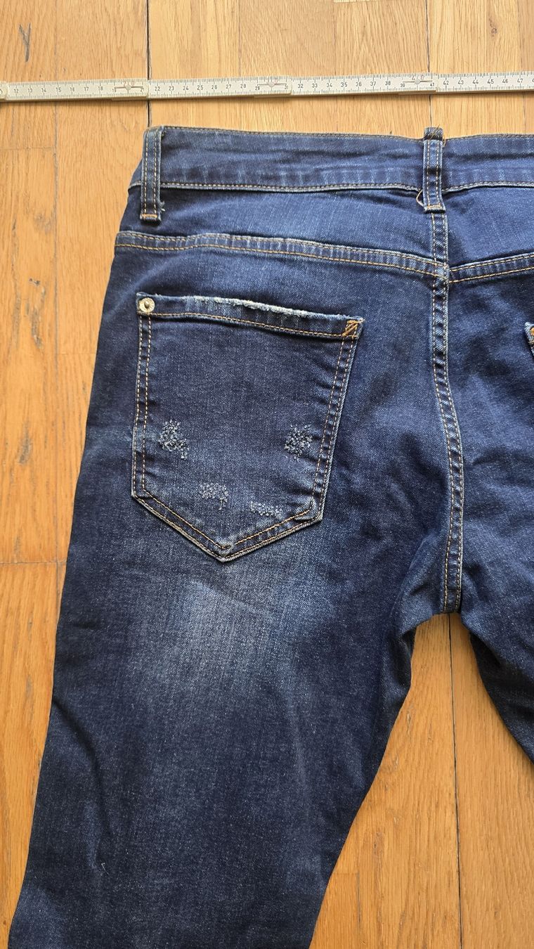 Dsquared2 Jeans: Dsquared2 Jeans, Grösse 48 – D'occasion à Emmenbrücke par meu_2j8p 6