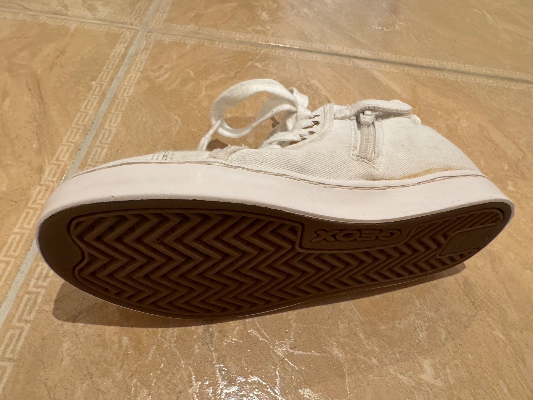 Geox Scarpe per ragazze: Geox süsse Sneakers, 31 – Usato da Klingnau venduto da Markus14 1