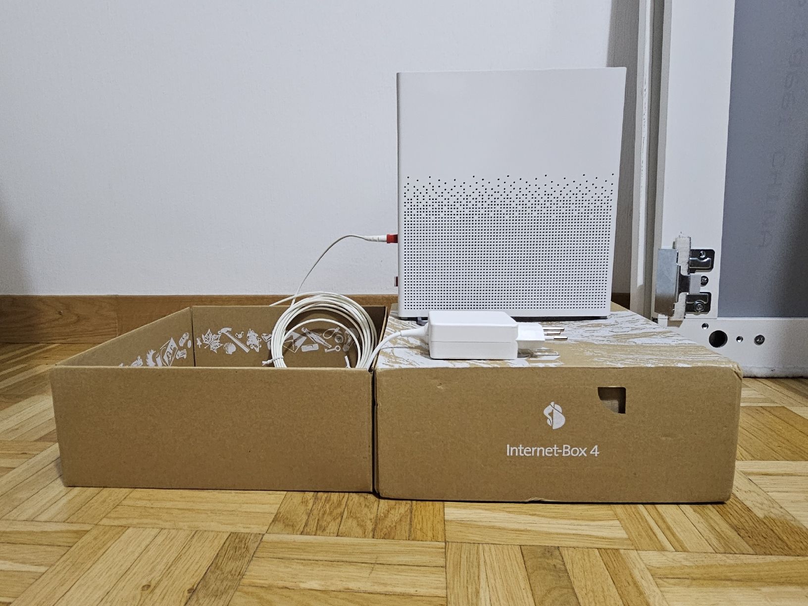 Swisscom Modems & Router: internet box – Neu und originalverpackt aus Nidau von cinZanoo