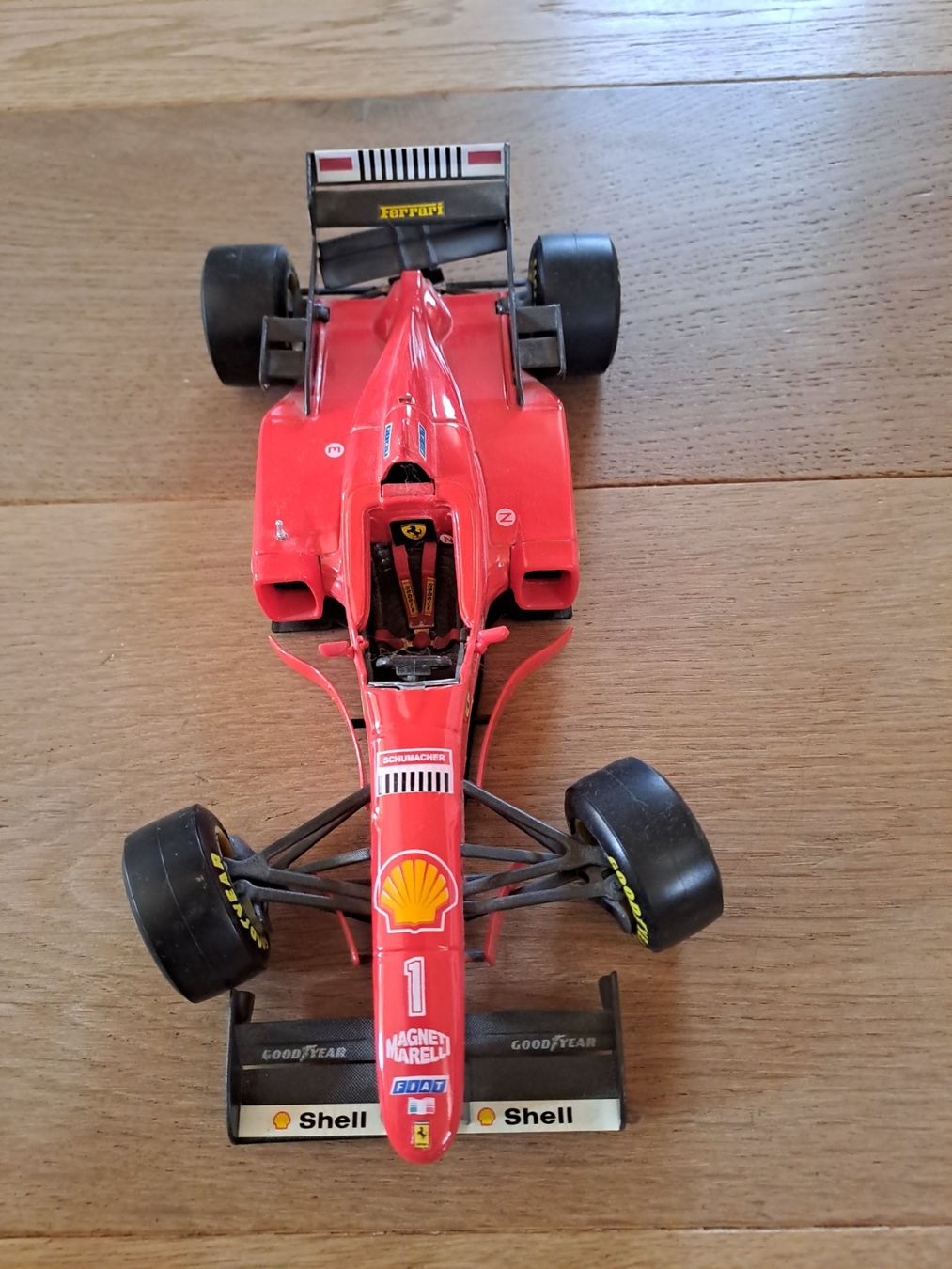 Ferrari Modellautos: Ferrari Formel 1 (310) Modelauto rot – Gebraucht aus Wängi von Raettli10 1