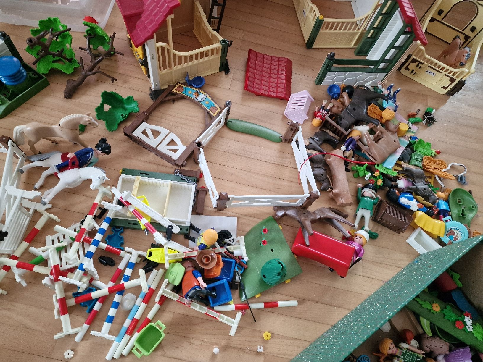 Playmobil Giocattoli: Playmobil Pferdehof Set – Usato da Sempach venduto da Cleo1981 6