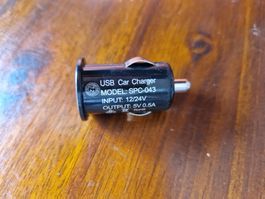 USB Car Charger / Zigarettenanzünder / Adapter