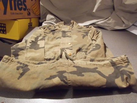 Jacke ca. Grösse S, Camouflage