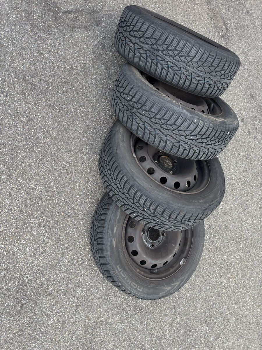 Pneumatici & Ruote complete: Winterpneus 175/65R14 Nokian – Usato da Engelburg venduto da tdi_6bpl 7