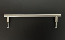 27 Edelstahl Möbel-/Stangengriffe gebürstet–T-Form, 225x32mm