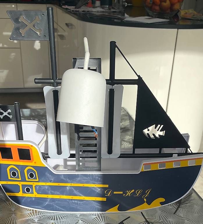 Lampes: Lampe bateau pirate  – D'occasion à Sonceboz-Sombeval par msap 1