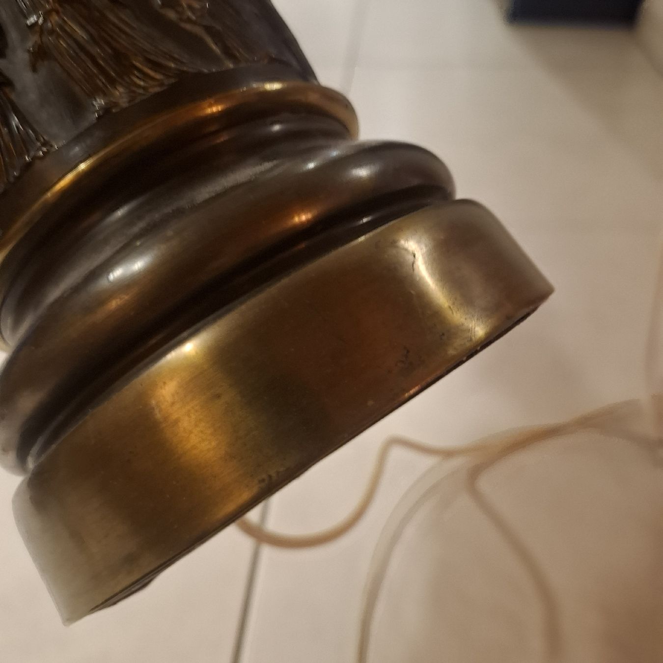 Lampade: Antiker Bronze Lampenständer – Difettoso da Nürensdorf venduto da DANG3REUX 7
