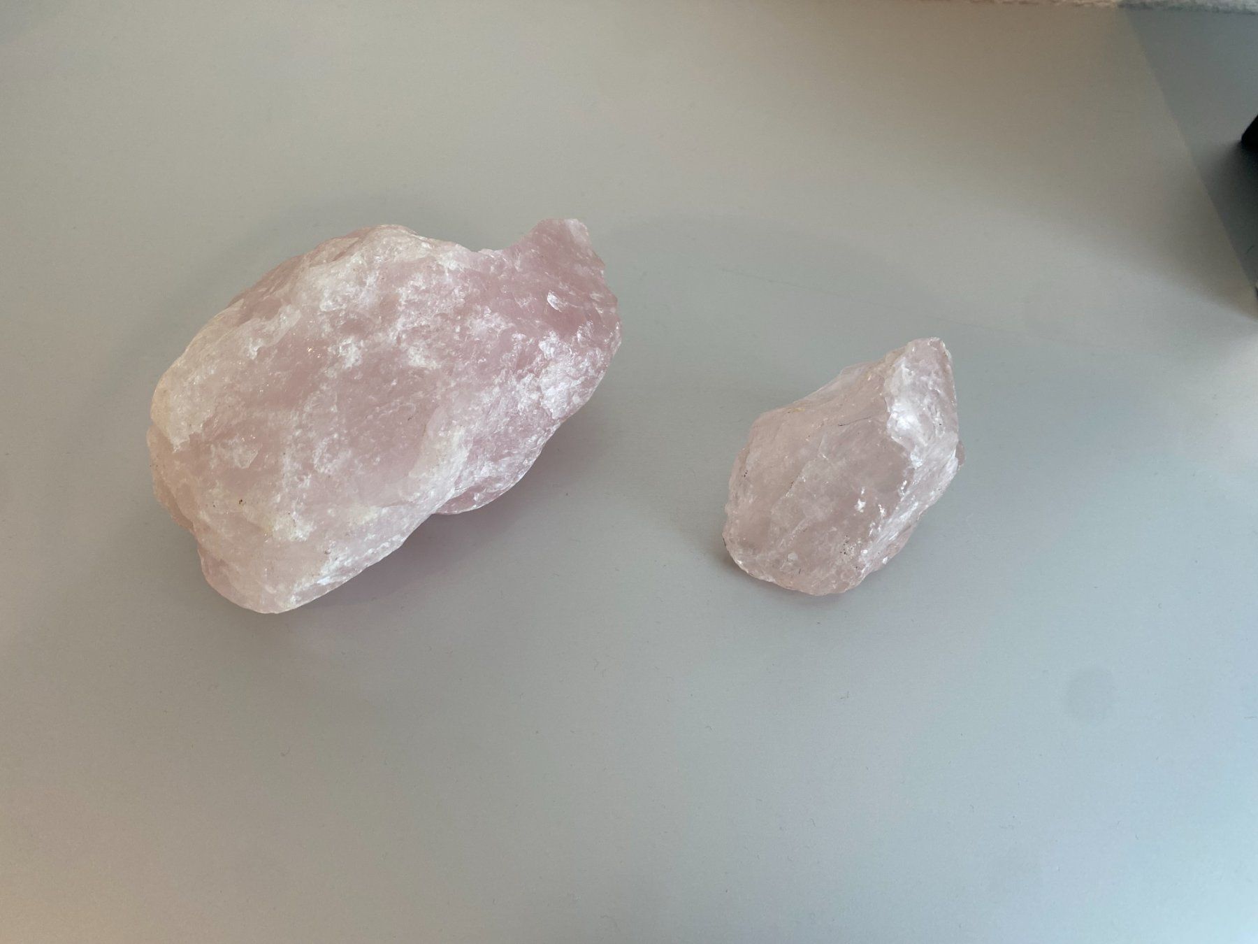 Minerali & Pietre curative: Rosenquarz - 2 Steine – Usato da Gerolfingen venduto da Regenbogen88 4