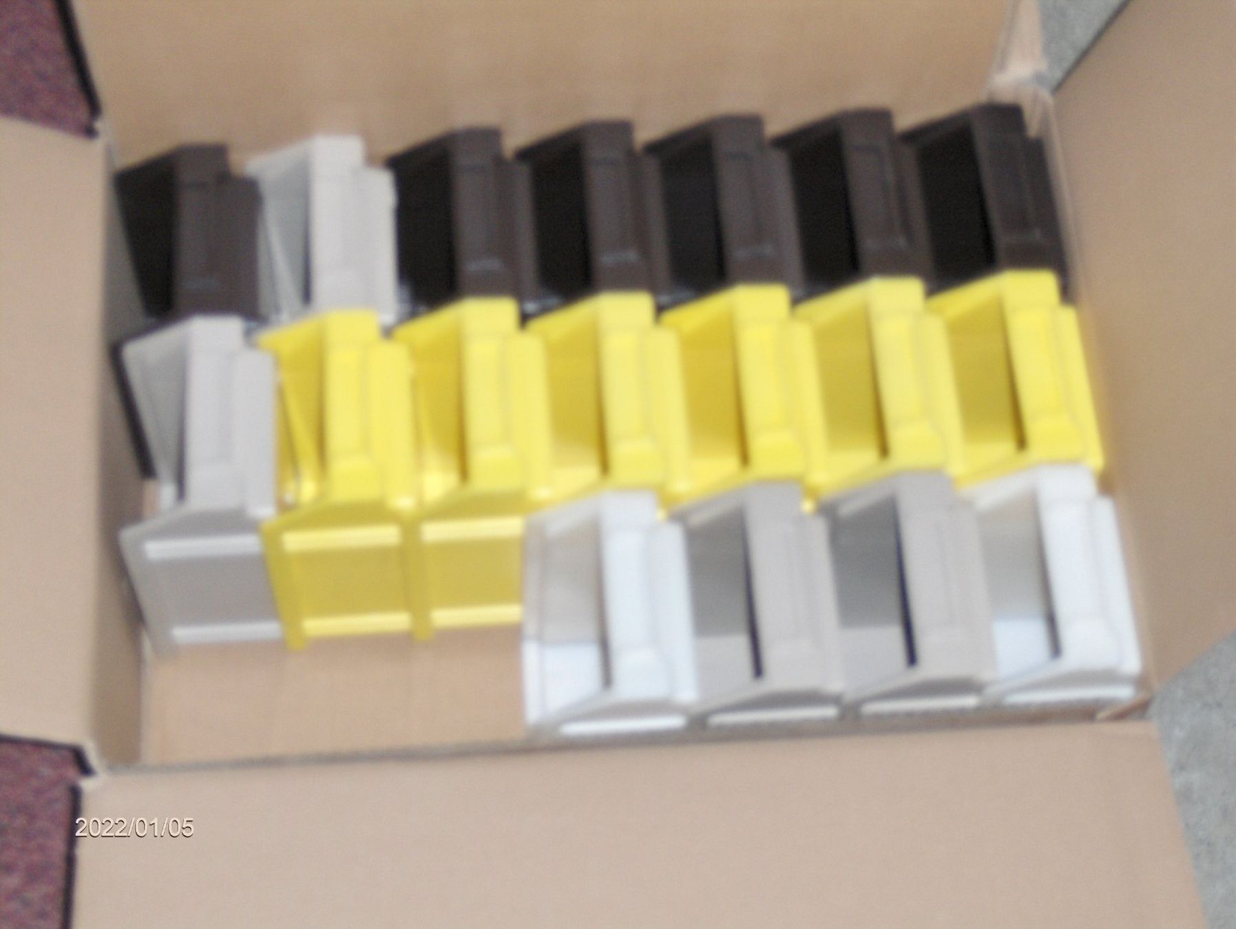 Contenitori & Simili: Lager Boxen 18St.Stabile Polyester Glasfaser verstärkt – Nuovo (secondo la descrizione) da Schlattingen venduto da Schmidi50