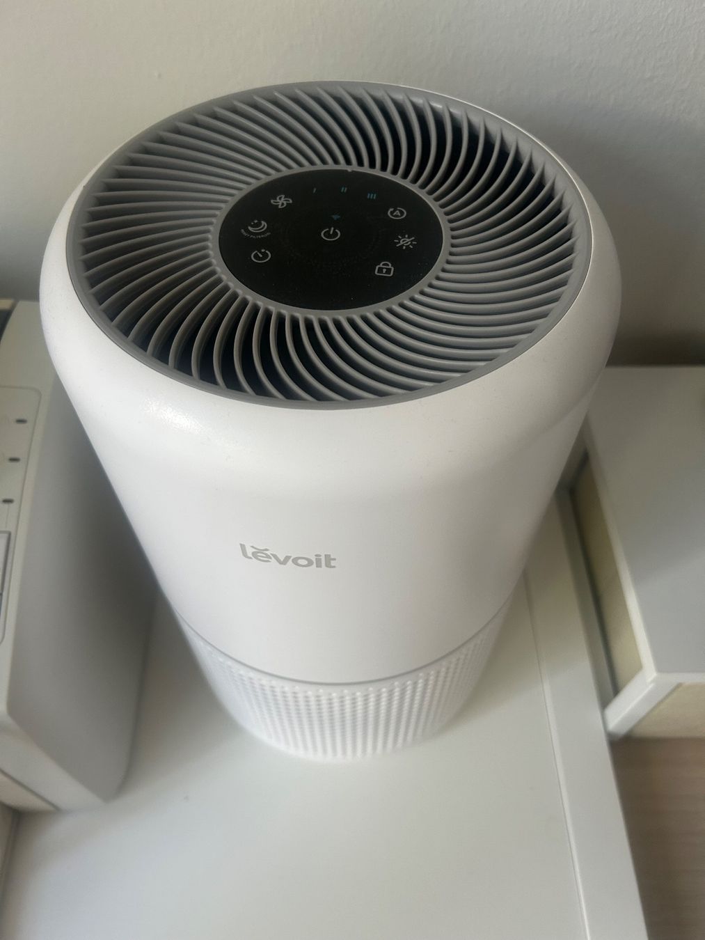 Luftreiniger: Levoit Core 300s: Luftreiniger & 2x HEPA Filter & Verpackung – Neu (gemäss Beschreibung) aus Basel von Interstellar85 2